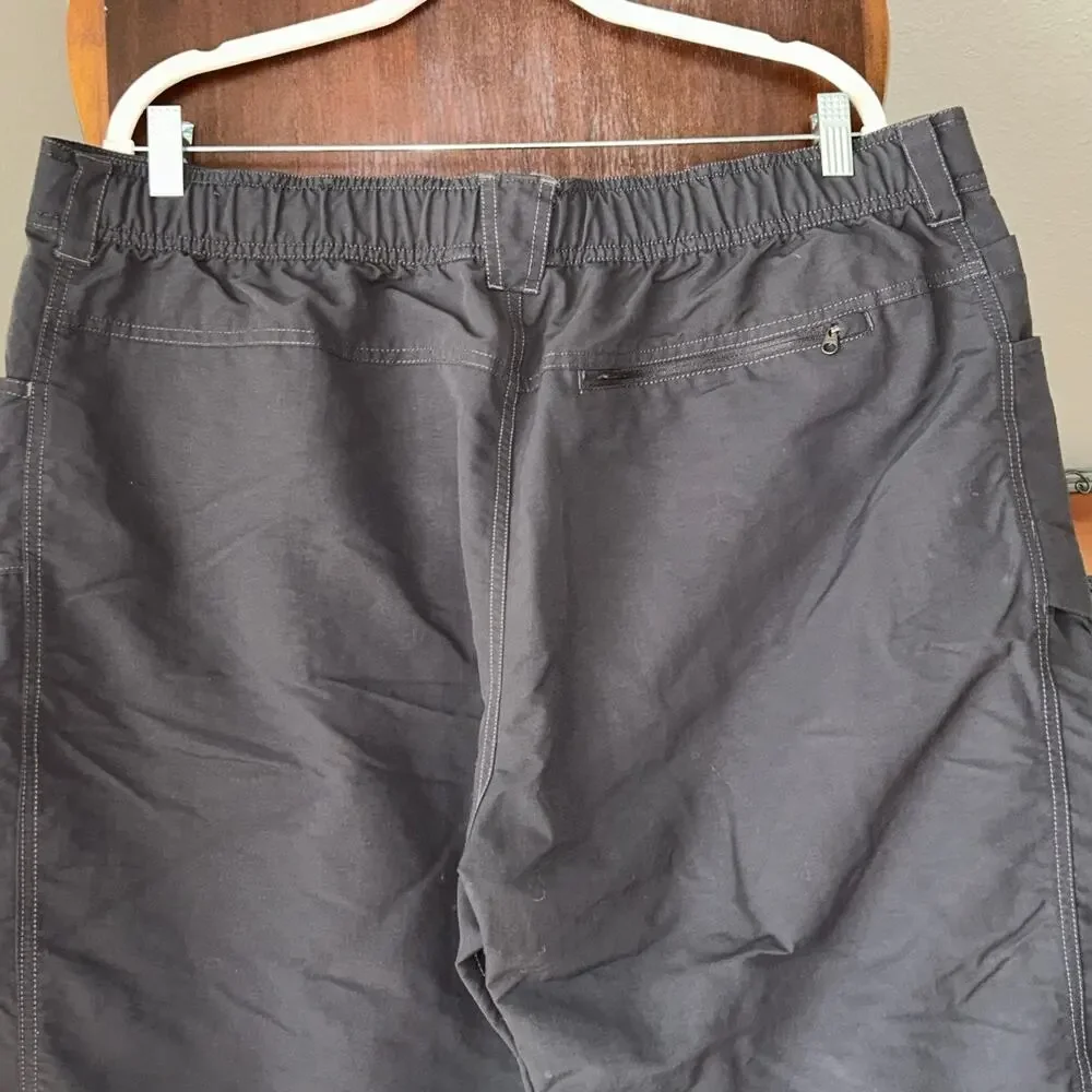 The North Face Shorts Mens  XXL Gray Hiking Camp Climb Outdoor  Belted Nylon